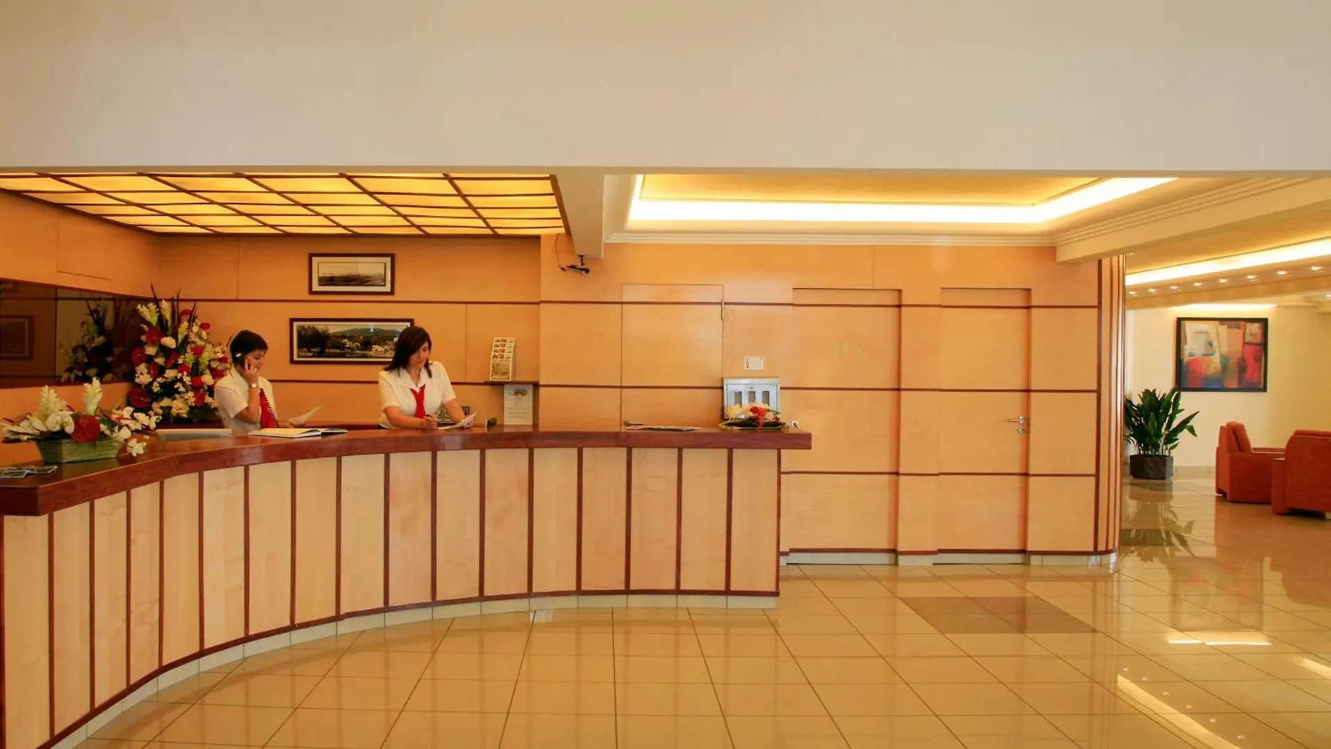 Hotel San Carlos Roses Spanien